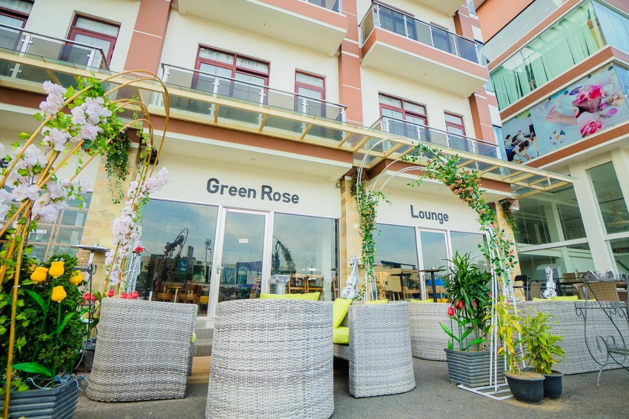 Green Rose Hotel Batam Extérieur photo