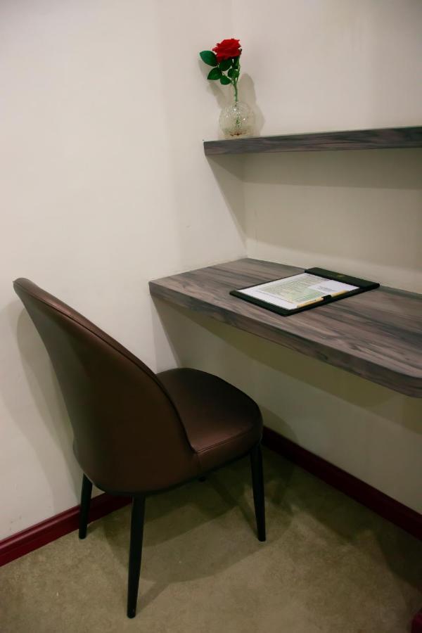 Green Rose Hotel Batam Extérieur photo